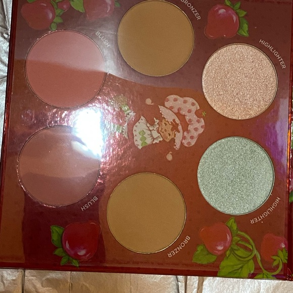 Strawberry Shortcake Complexion Palette - Picture 3 of 5